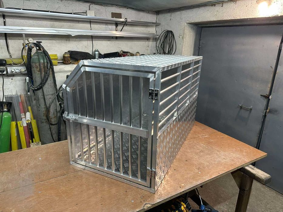 Здрава клетка за куче