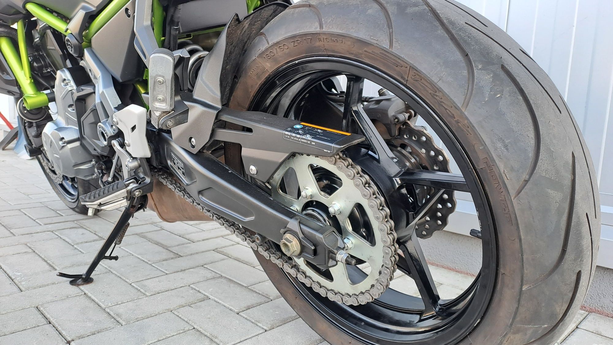 Kawasaki z650 an 2017 categ A2