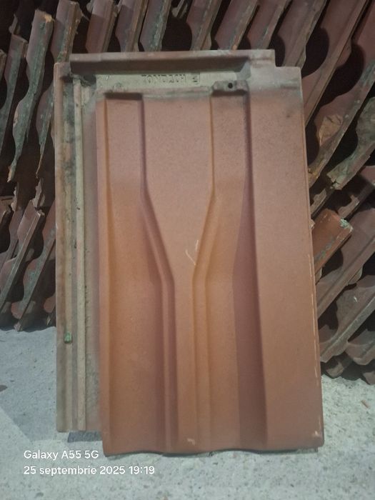 Vând țiglă Tondach Tango mică