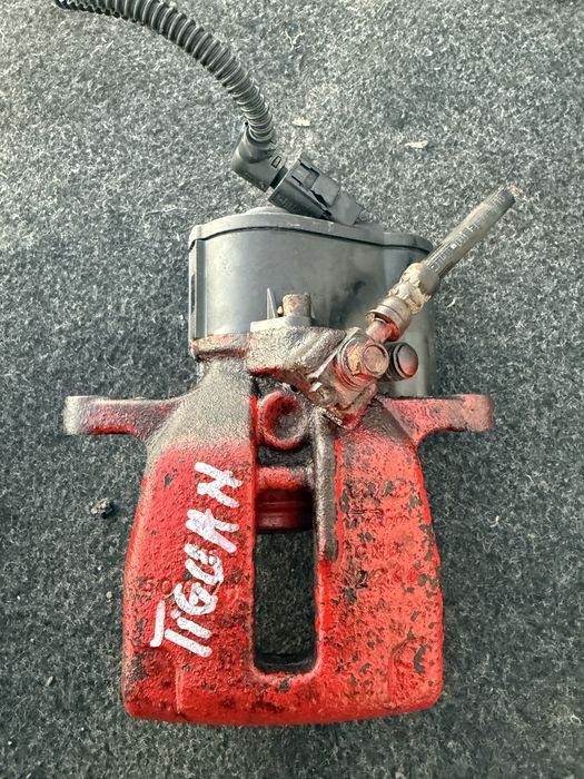 etrier cu motoras stanga spate volkswagen tiguan 2011