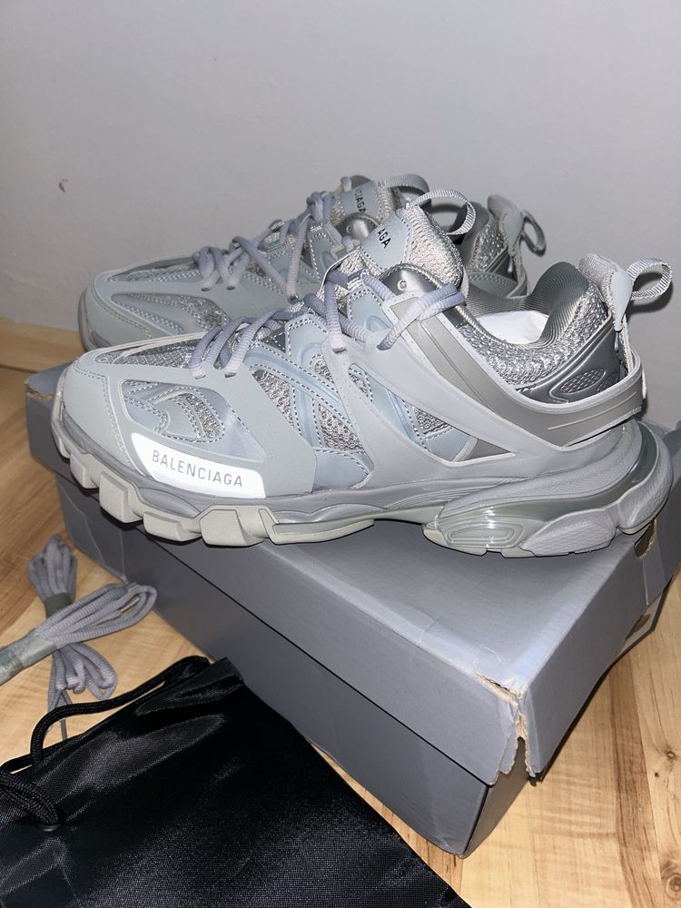 Balenciaga Tracks (43)