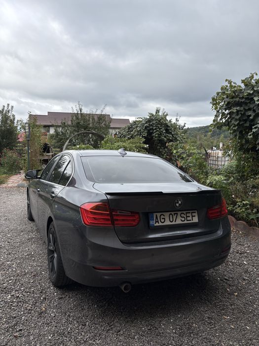 BMW Seria 3 F30 - 320D