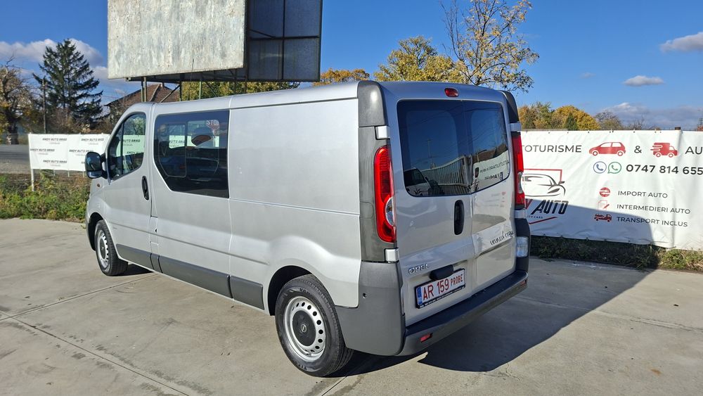 Opel vivaro lung 6 loc +marfa 2014 2.0cdti 115cp euro 5 Rate Factura