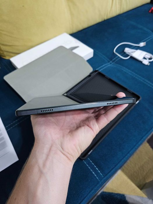 Таблет SAMSUNG Galaxy TAB A9+ 128 GB, 1 г. Гаранция като НОВ + Калъф