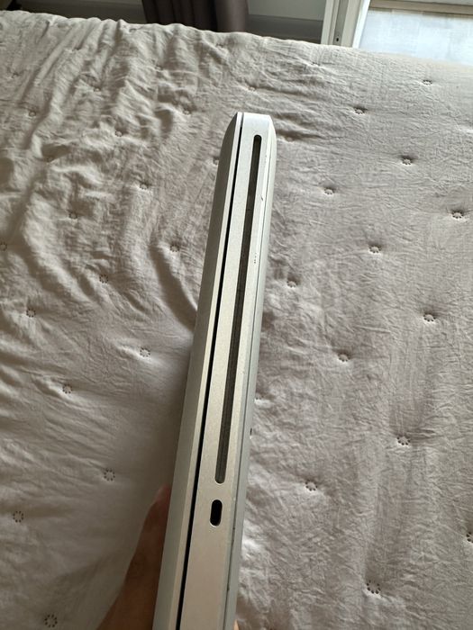 Vand  MacBook Pro