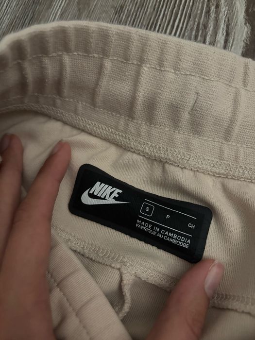 Дамски екип Nike tech fleece
