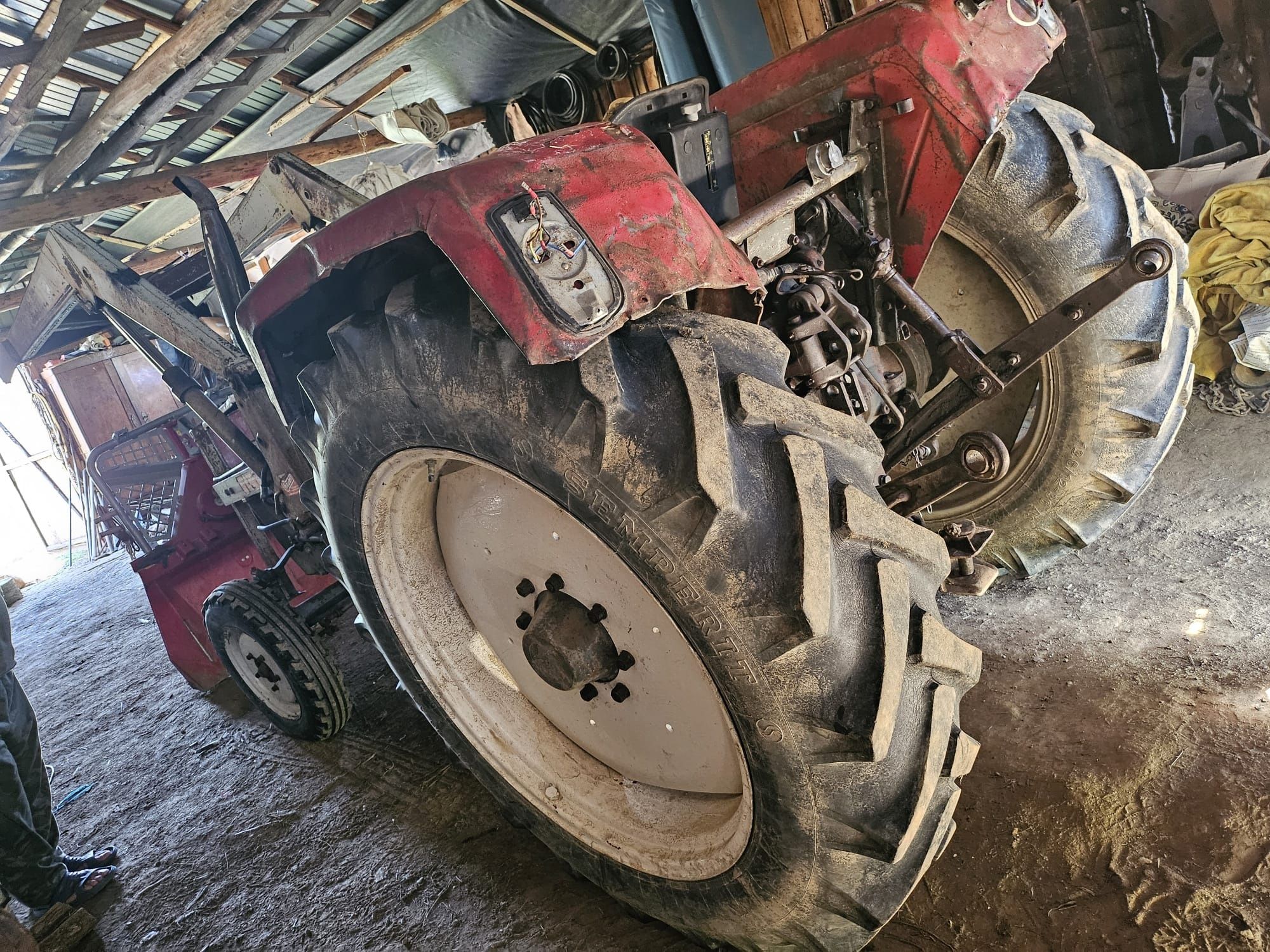 Tractor steyr 650 cu încărcător frontal