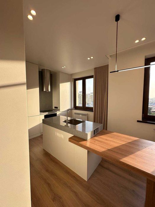 ЖК Мирзо Улугбек НРГ! Сдается премиум квартира!