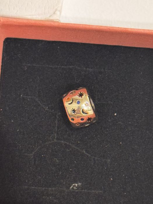 Пандора талисман Pandora