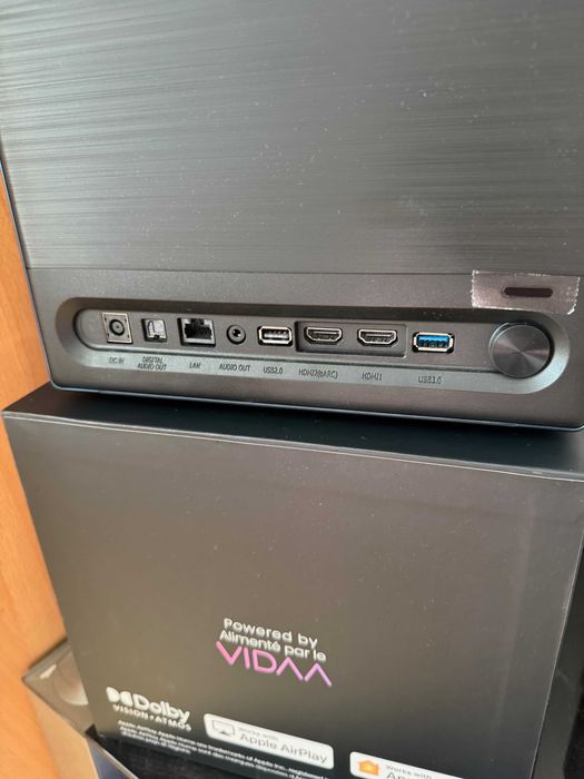 Videoproiector Smart HISENSE C1, Ultra HD 4K, HDR10+