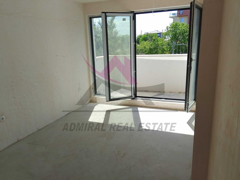 Продава се Двустаен апартамент в Варна, Бриз - 66 кв.м за 2107 €/кв.м - Снимка #6