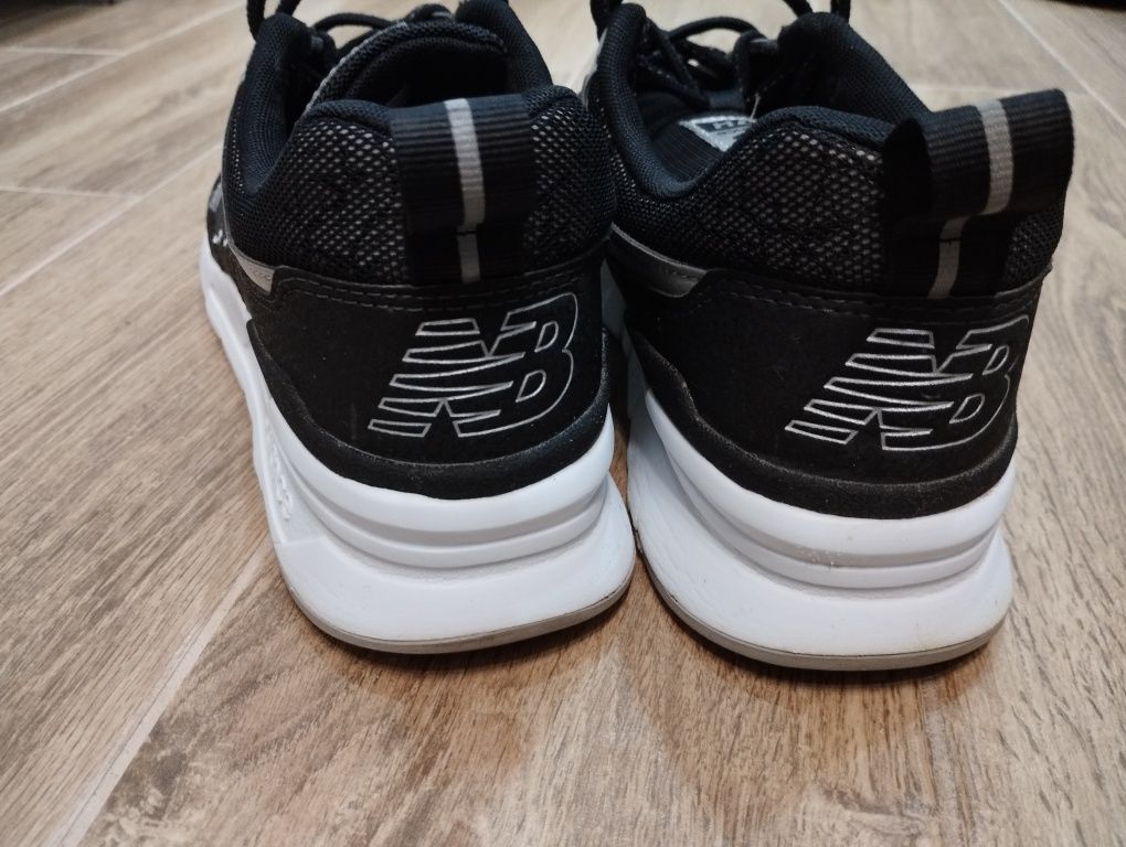 Маратонки NEW BALANCE 997 и  Adidas RACER