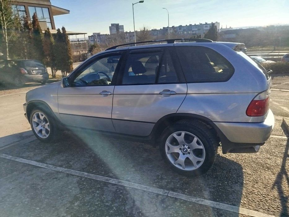 BMW X5 3.0 газ 2002г.