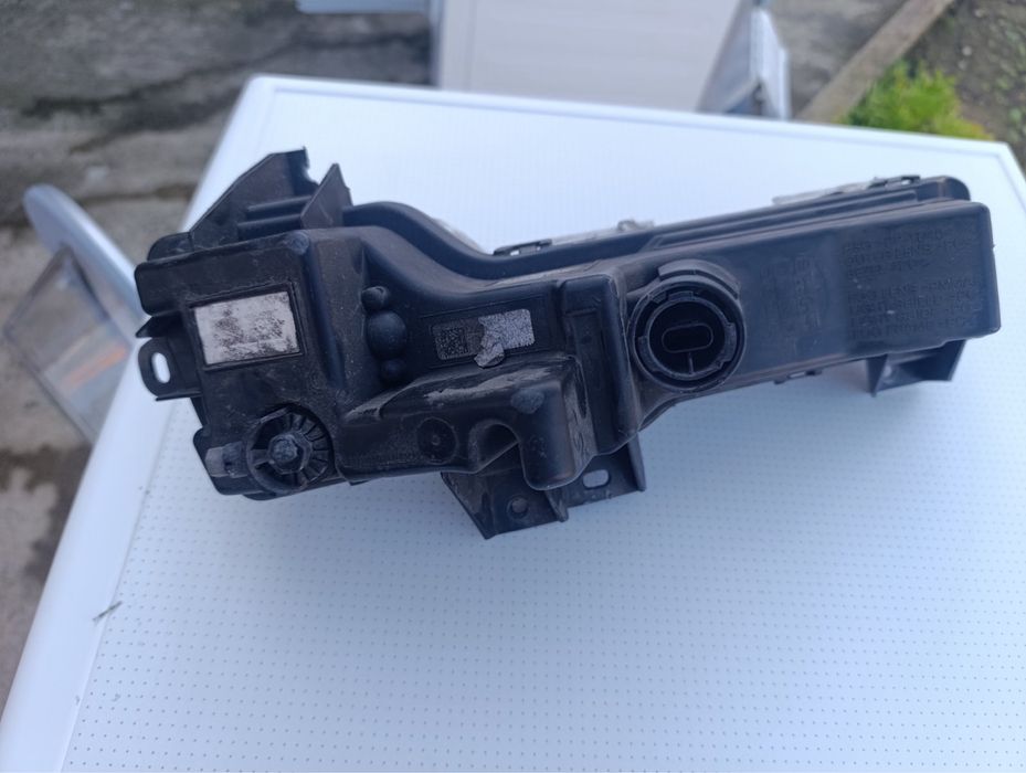 Оригиналне ляв халоген за TESLA 3 Led