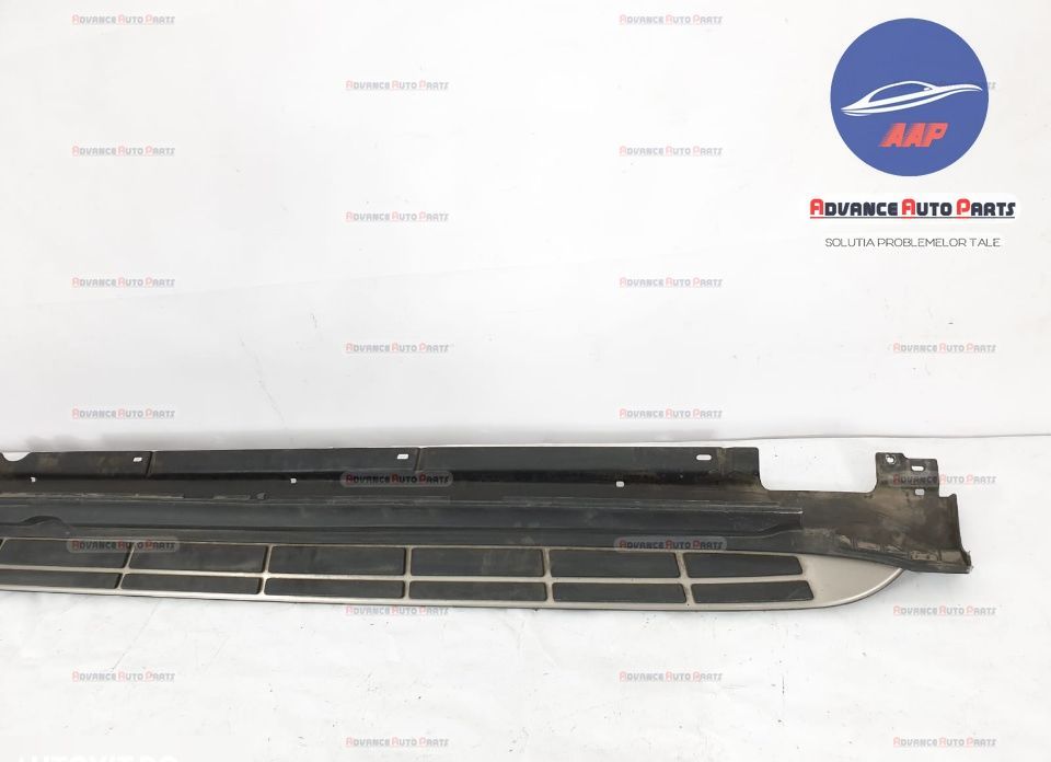 Порше Макан / Porsche Macan Оригинална странична stealth лайстна в доб