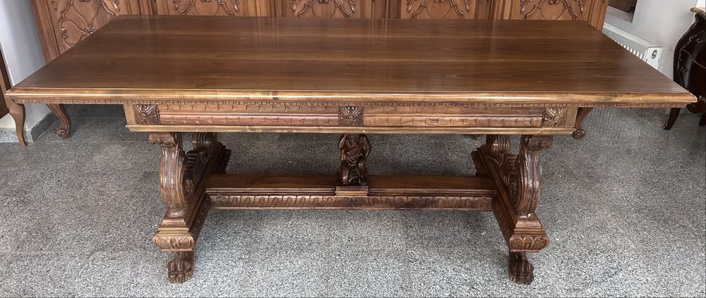 Birou din lemn masiv de nuc