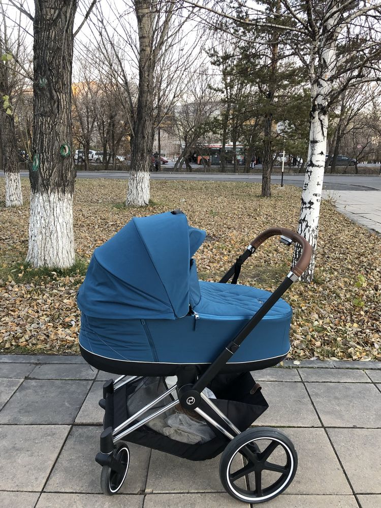 Cybex Priam III platinum 2-1 люлька и прогулка