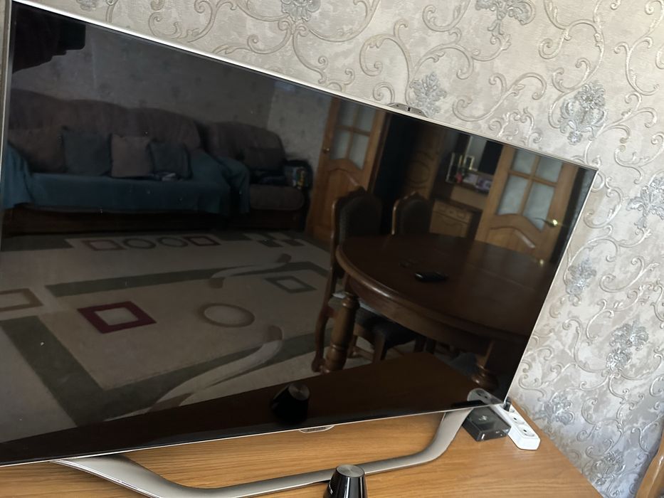 Продам телевизор samsung в идеальном состоянии