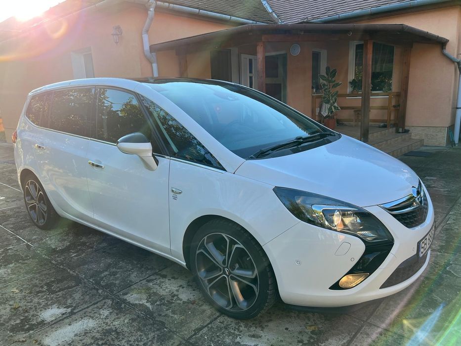Opel Zafira Tourer