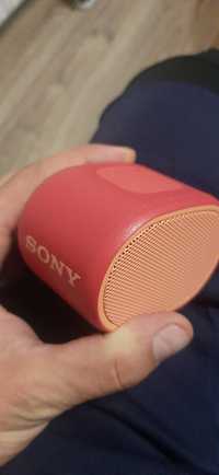Sony SRS  XB01 и калъфче подарък