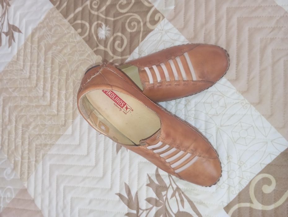 Aigner, Massimo Dutti,Gucci,Rains,Pikolinos