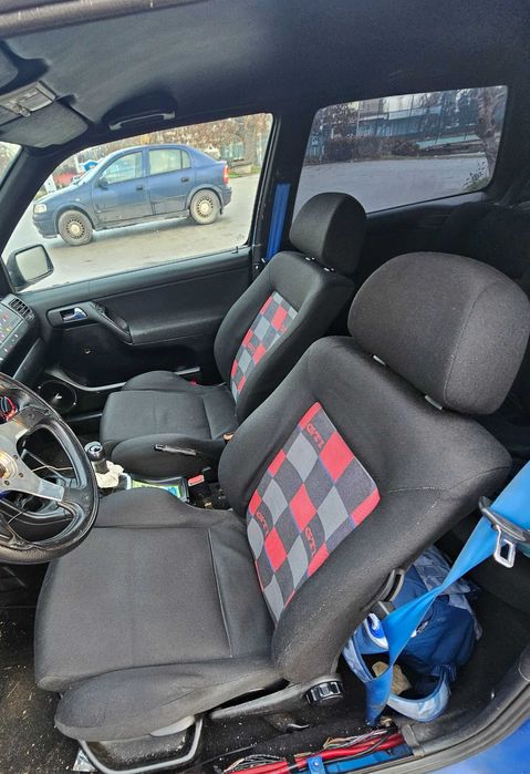 Салон за голф 3 две врати