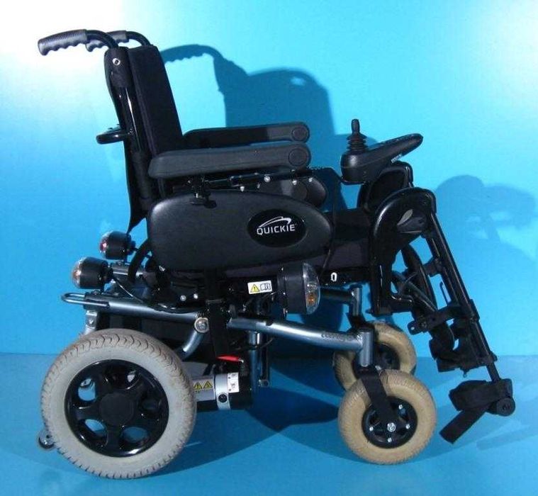 Carucior electric invalizi Quickie Tango - 6 km/h