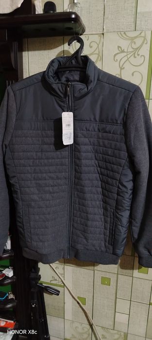 Куртка  Вайкики ( Новая)