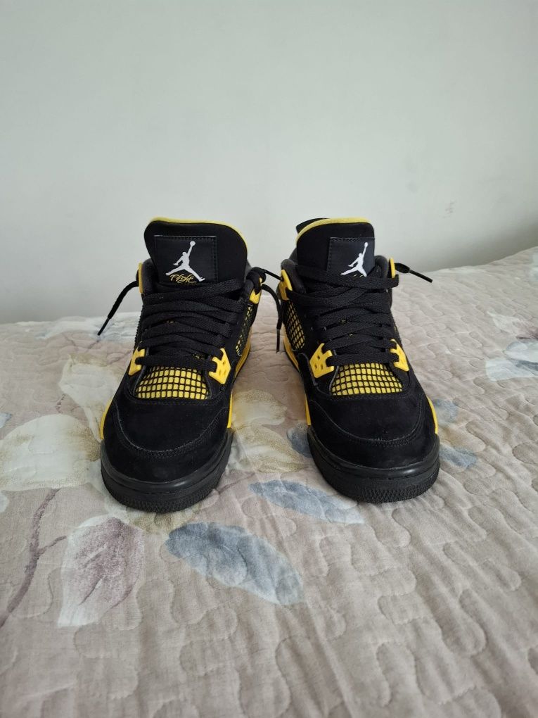 Jordan 4 Yellow Tunder originali