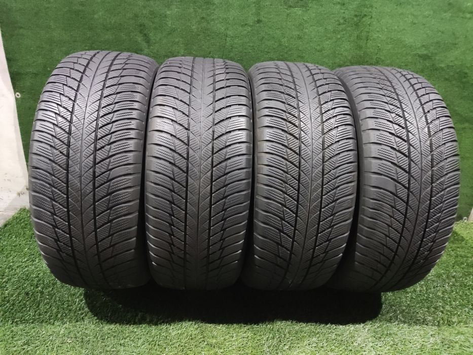 4бр. зимни гуми 245/50/19 Bridgestone Blizzak LM001, dot22
BRIDGESTONE