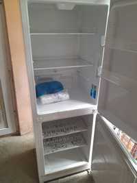Холодилник Индизит