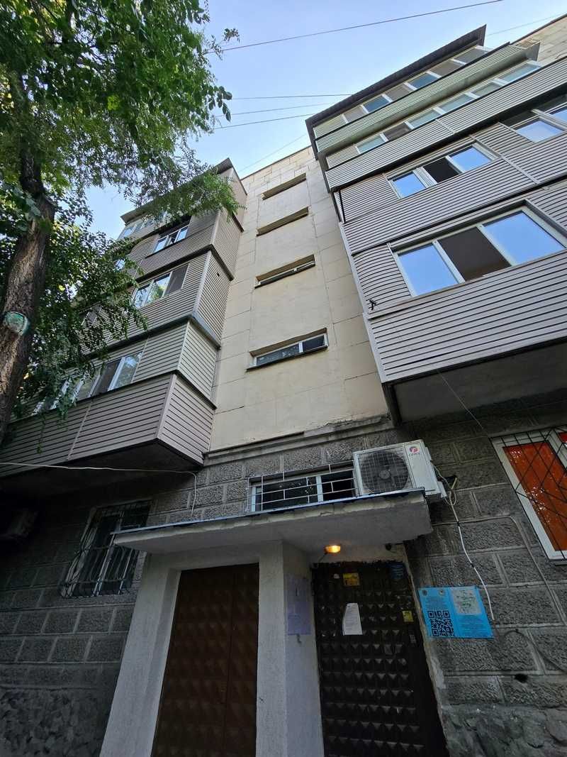 Продам 1-комнатную квартиру Розыбакиева-Курмангазы 92