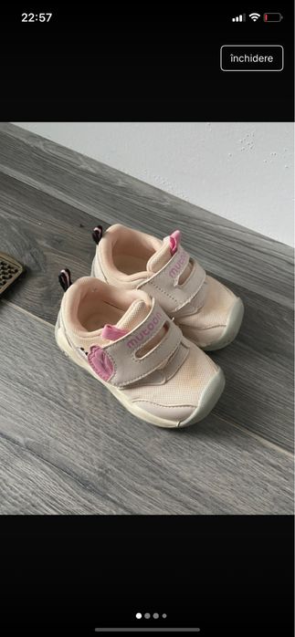 Adidasi fetite marimea 21