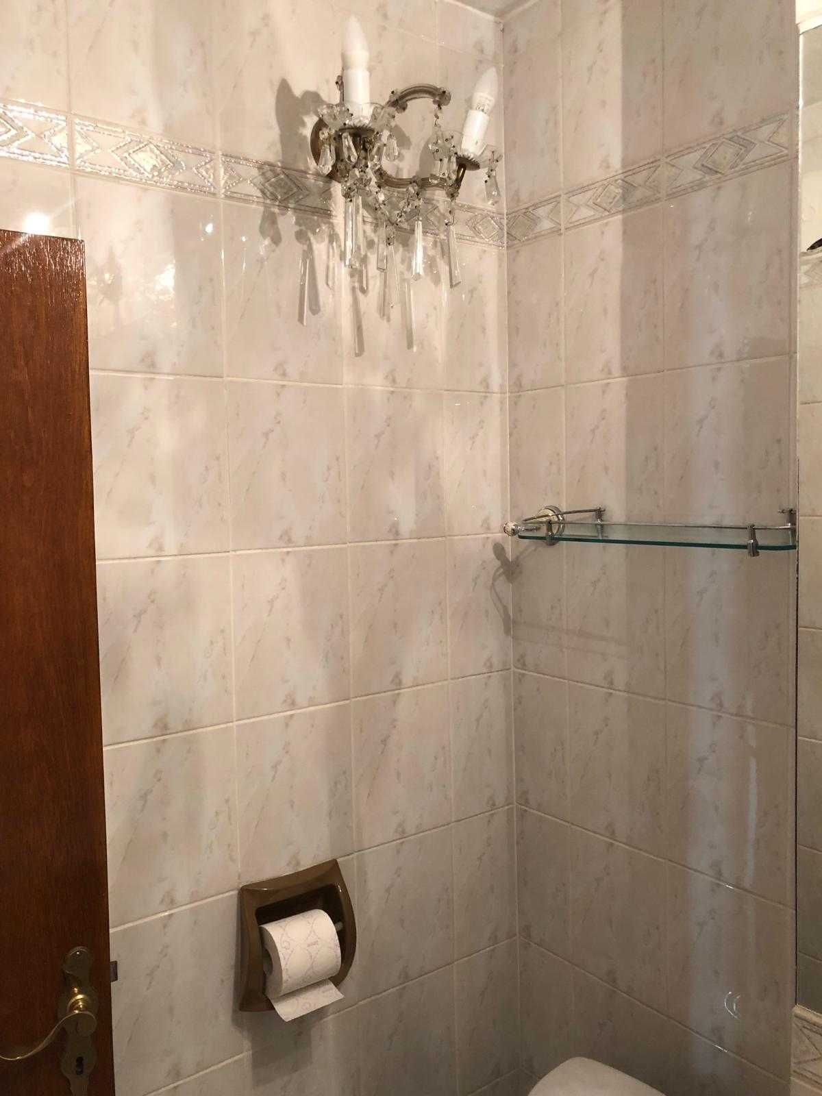 Particular inchiriez apartament 2 camere 81 mp Vatra Luminoasa