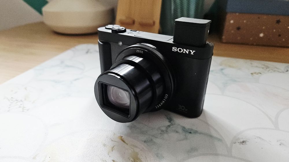 Camera Foto Compacta SONY HX90 (REZERVAT)