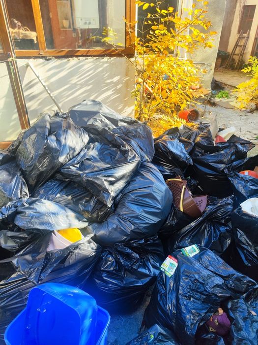 Servicii transport,mutari,relocari si manipulare sigura si profesional