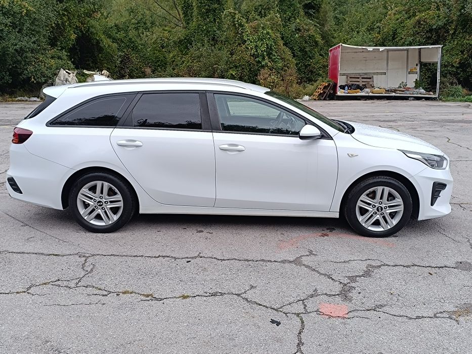 Kia Ceed 1.6 Crdi 2021 г