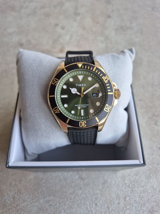 Продавам часовник TIMEX