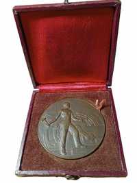 Medalie de colectie cu cutie originala  J. DAMONT 1951 PRET NEGOCIABIL