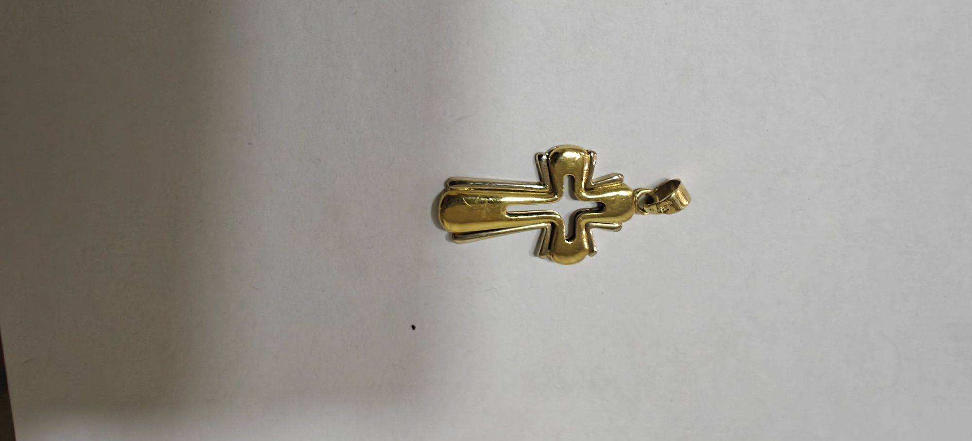 Cruce aur 18k 4.21gr (r)