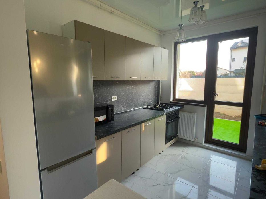 Proprietar Inchiriez apartament 2 camere 55mp + curte proprie, parcare