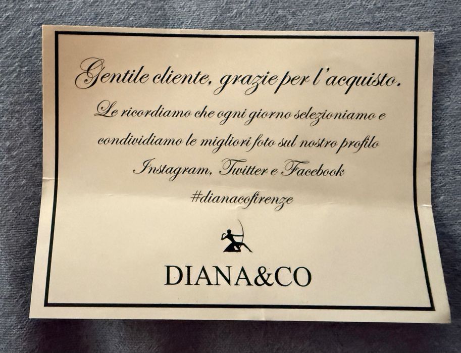 Пухена черна чанта