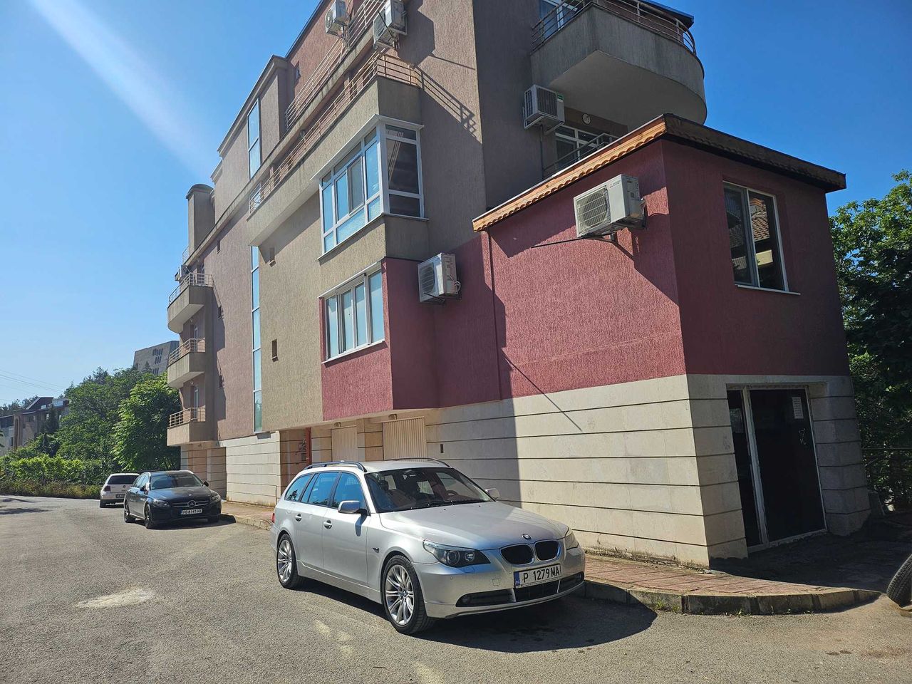 Продава се Гараж / Паркомясто в Варна, Генералите - 22 кв.м за 2273 €/кв.м - Снимка #2