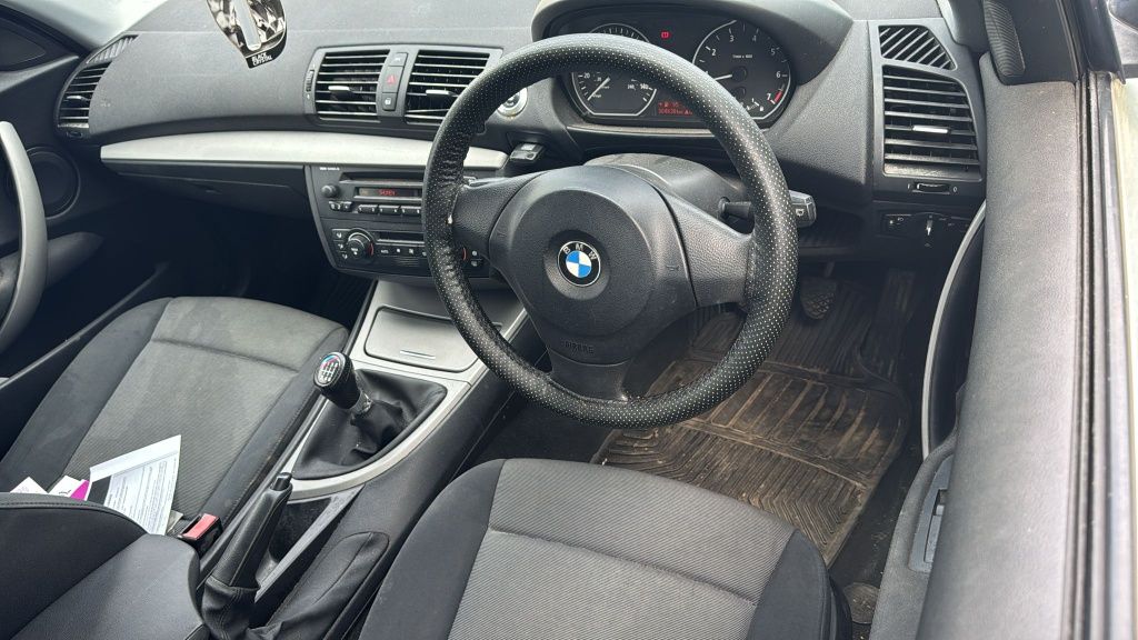 Bara fata capota faruri tragar haion bmw seria 1 e87 116 i