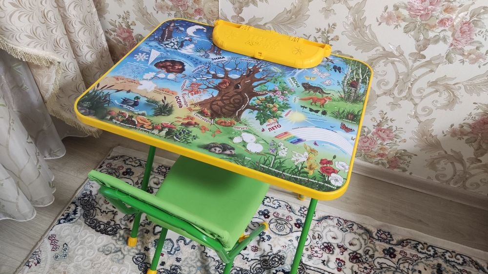 Парта детская , б/у