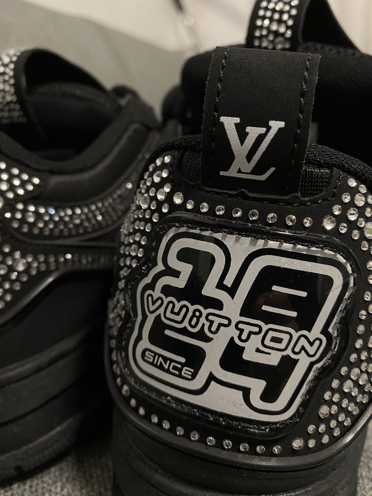 ‼️ Louis Vuitton Skate Swarovski‼️