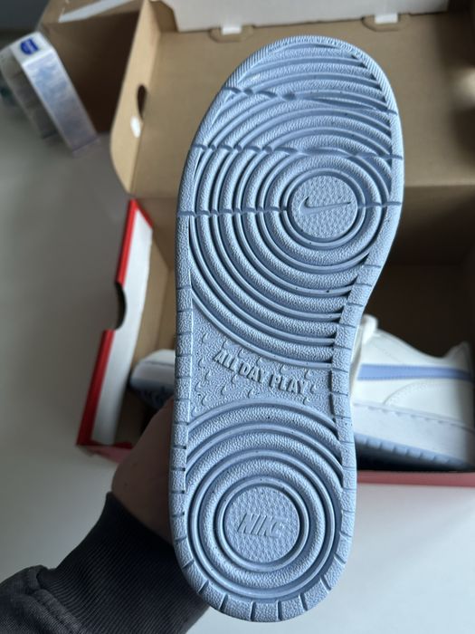 Маратонки Nike 39 номер