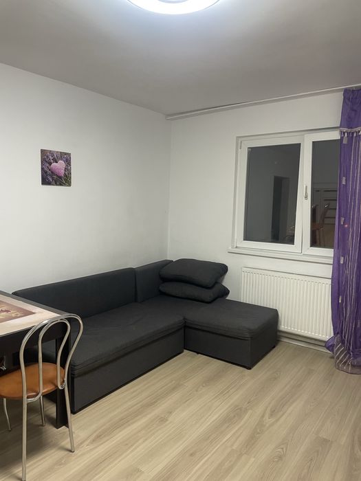 Închiriere apartament 3 camere – Brașov, Aleea Violetelor