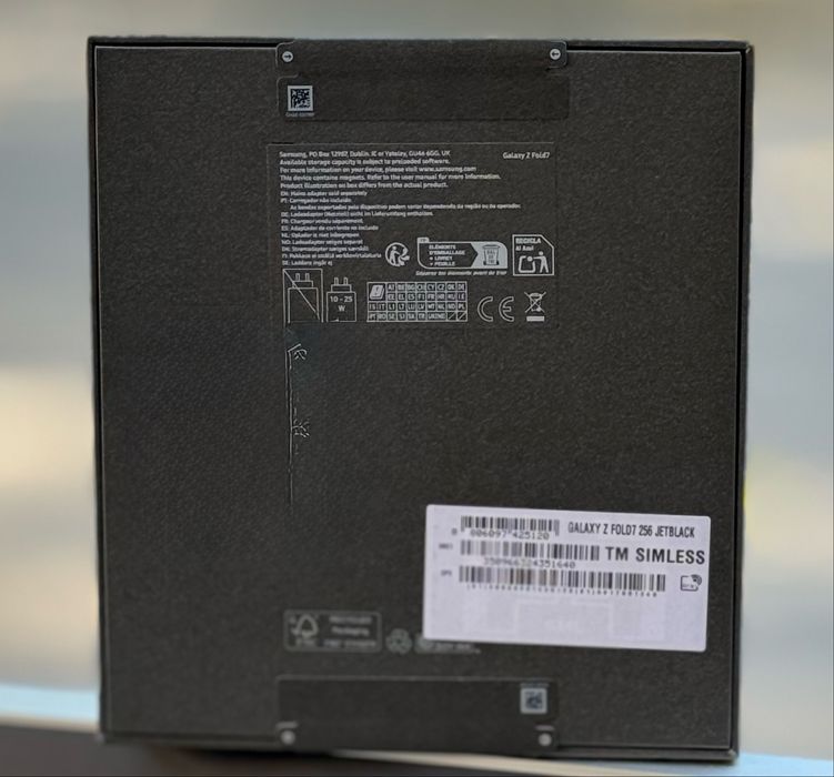 НОВ!!! Samsung Galaxy Z Fold7, 12GB RAM, 256GB, 5G, Jetblack