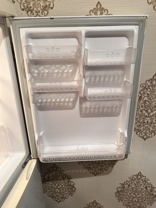 Lg- холодильник